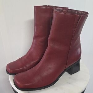 Naturalizer Oxblood Red Leather Ankle Boots Size 8M